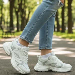 کتونی بالنسیاگا سفید